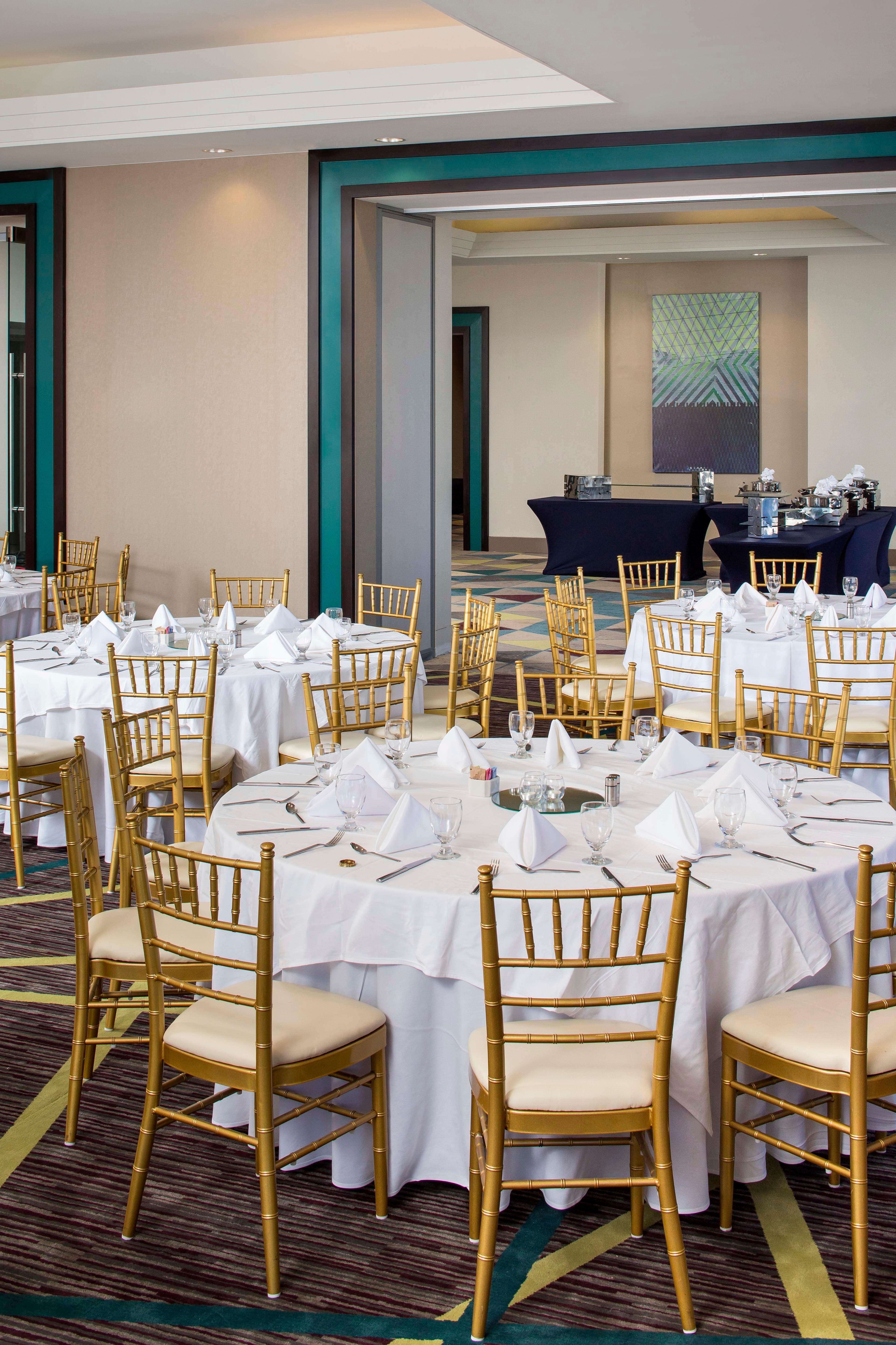 Crowne Plaza Atlanta - Midtown By Ihg Hotel Екстериор снимка