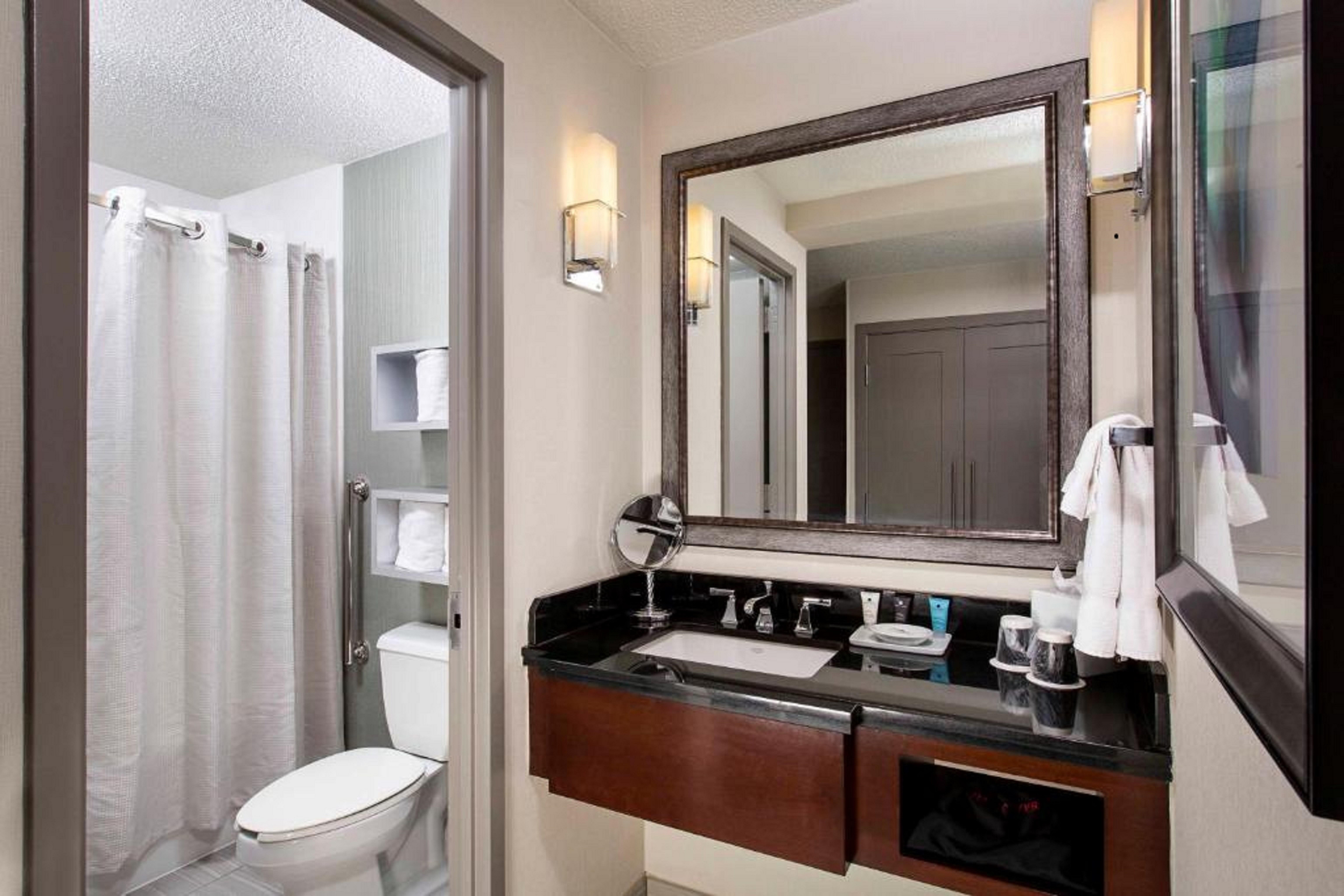 Crowne Plaza Atlanta - Midtown By Ihg Hotel Екстериор снимка